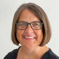 Katrina Kennedy Headshot